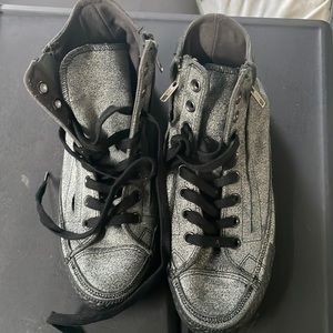 Converse- Denim High Tops Size 9 Women, like New